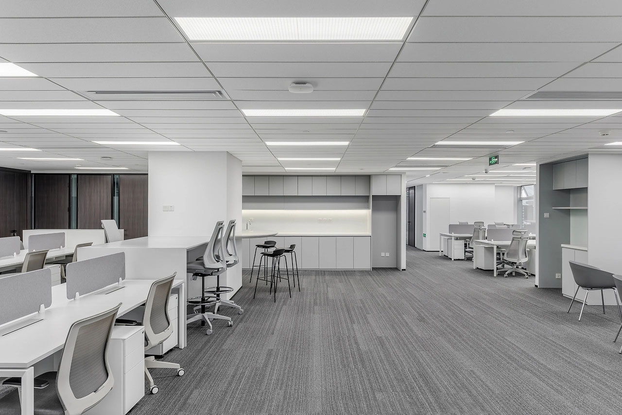 347平米开封厂房办公室装修设计效果图