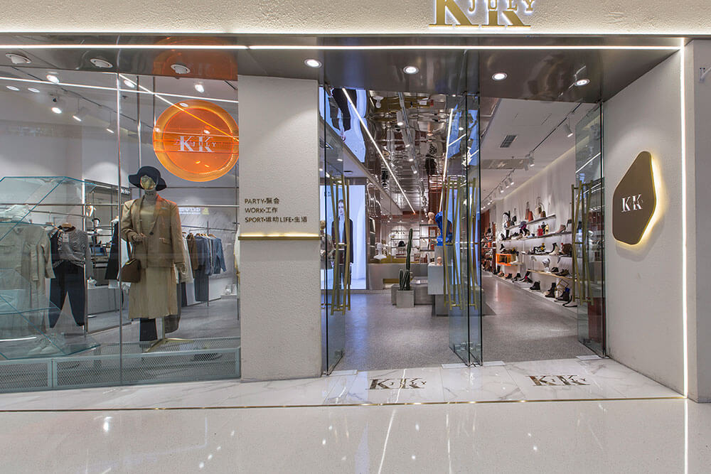 180平米开封服装店面装修设计效果图